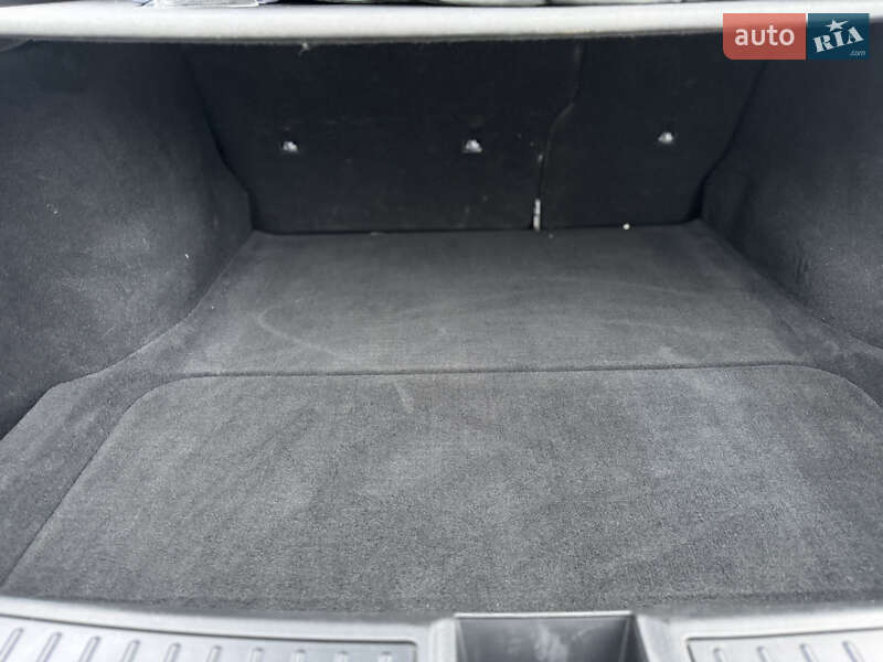 Ліфтбек Tesla Model S 2013 в Сваляві фото 9 Ліфтбек Tesla Model S 2013 в Сваляві