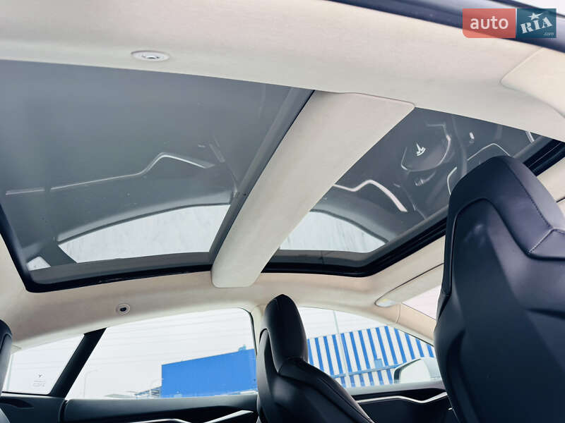 Лифтбек Tesla Model S 2015 в Ровно фото 29 Лифтбек Tesla Model S 2015 в Ровно