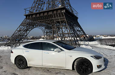 Лифтбек Tesla Model S 2016 в Харькове