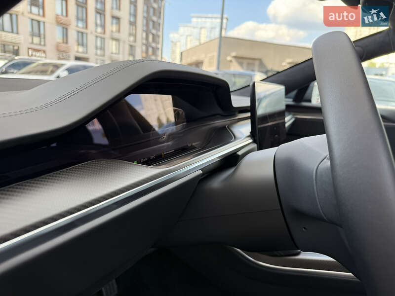 Лифтбек Tesla Model S 2023 в Киеве фото 15 Лифтбек Tesla Model S 2023 в Киеве