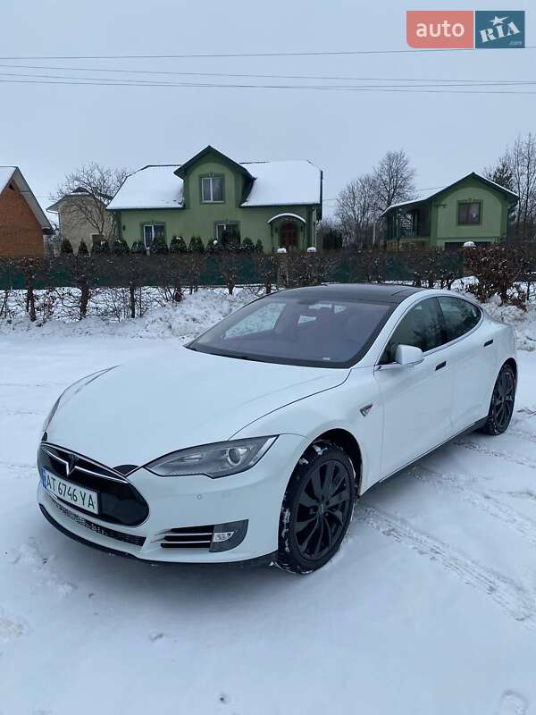 Ліфтбек Tesla Model S 2013 в Івано-Франківську фото 8 Ліфтбек Tesla Model S 2013 в Івано-Франківську