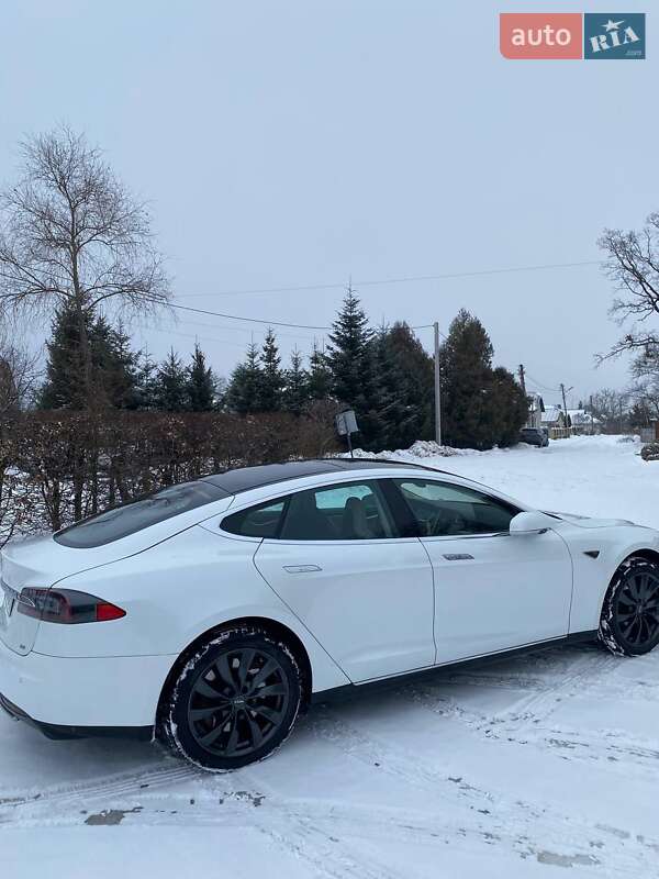 Ліфтбек Tesla Model S 2013 в Івано-Франківську фото 6 Ліфтбек Tesla Model S 2013 в Івано-Франківську