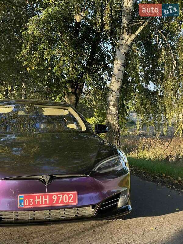 Ліфтбек Tesla Model S 2016 в Луцьку фото 2 Ліфтбек Tesla Model S 2016 в Луцьку