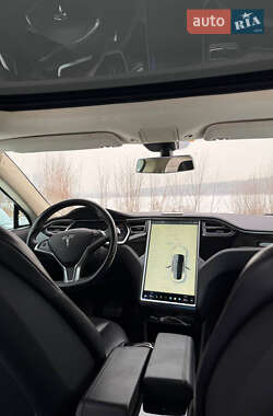 Лифтбек Tesla Model S 2014 в Киеве