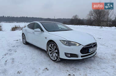 Лифтбек Tesla Model S 2014 в Киеве