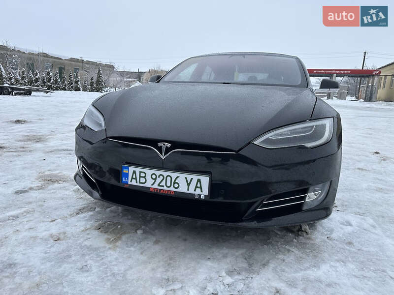 Ліфтбек Tesla Model S 2018 в Вінниці фото 2 Ліфтбек Tesla Model S 2018 в Вінниці