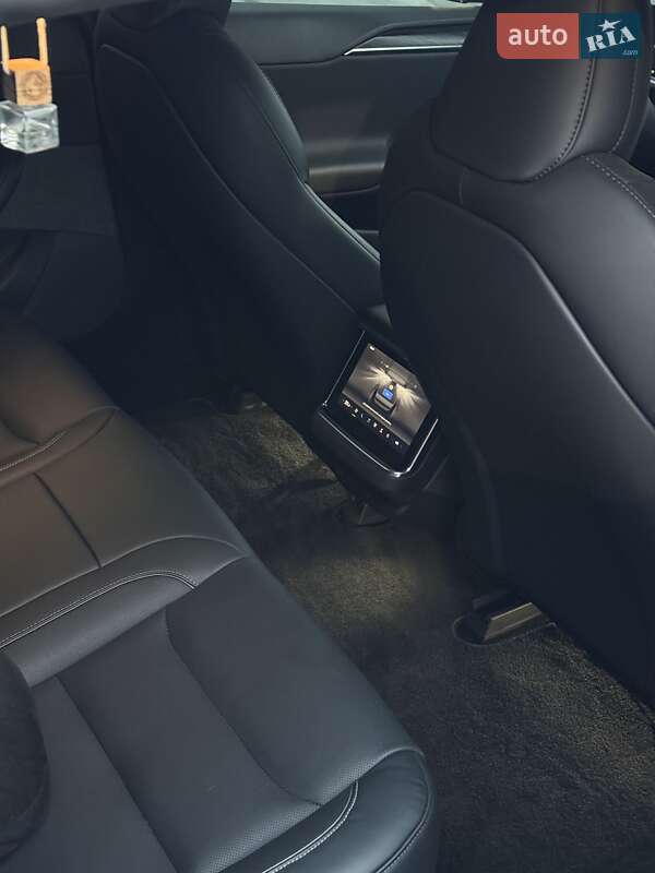 Ліфтбек Tesla Model S 2021 в Львові фото 83 Ліфтбек Tesla Model S 2021 в Львові