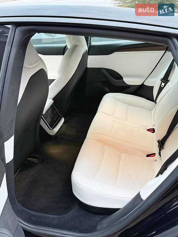 Ліфтбек Tesla Model S 2021 в Ужгороді фото 8 Ліфтбек Tesla Model S 2021 в Ужгороді