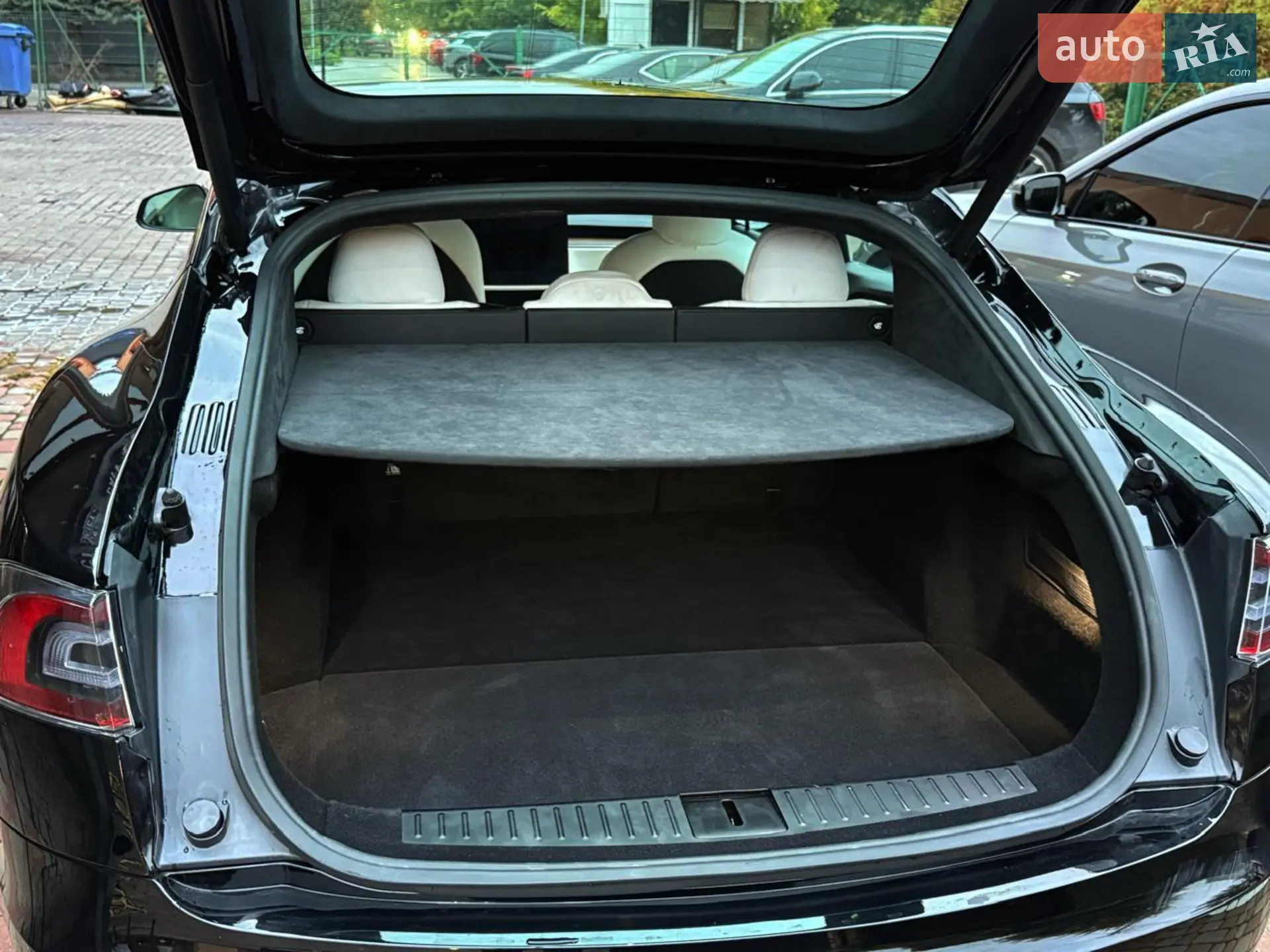 2021 Tesla Model S - мініатюра 11