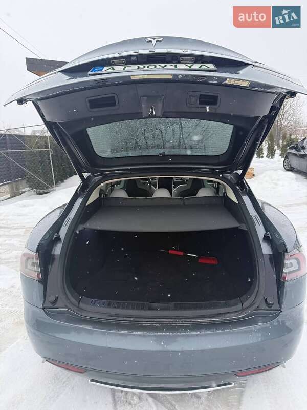 Ліфтбек Tesla Model S 2014 в Богородчанах