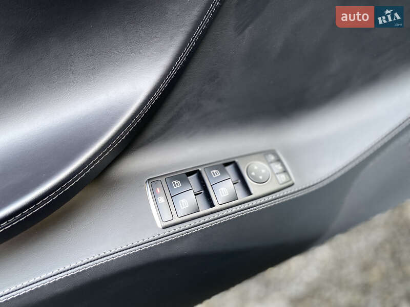 Ліфтбек Tesla Model S 2017 в Луцьку