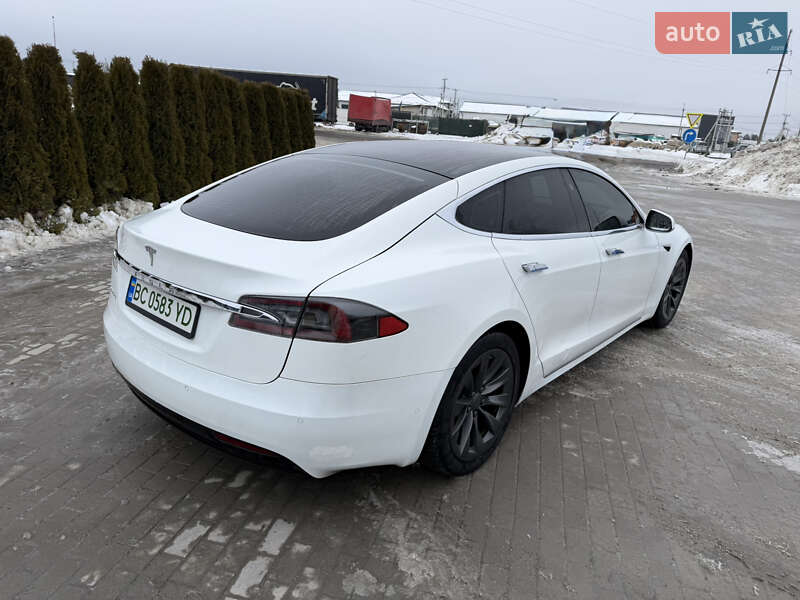 Ліфтбек Tesla Model S 2017 в Львові фото 3 Ліфтбек Tesla Model S 2017 в Львові
