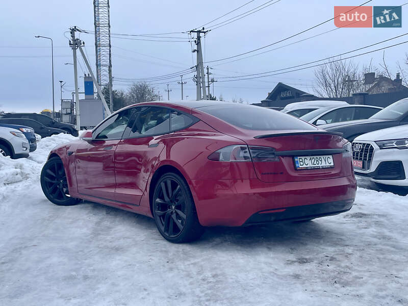 Ліфтбек Tesla Model S 2017 в Львові фото 14 Ліфтбек Tesla Model S 2017 в Львові