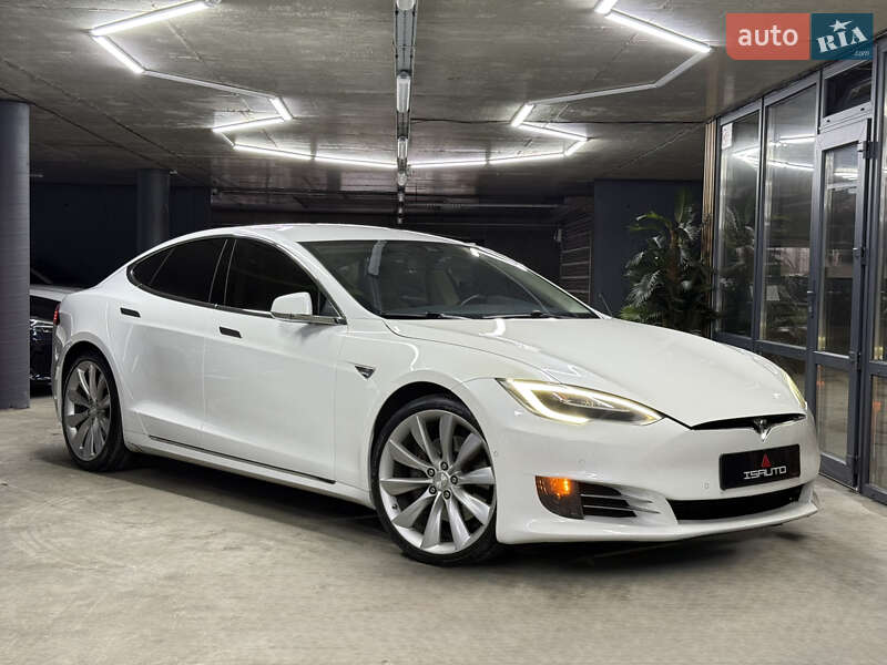 Лифтбек Tesla Model S 2016 в Одессе фото 2 Лифтбек Tesla Model S 2016 в Одессе