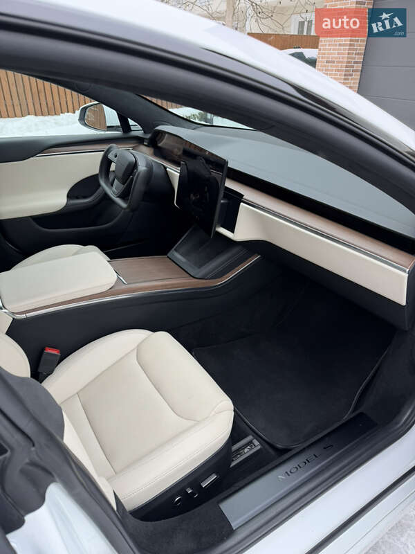 Ліфтбек Tesla Model S 2022 в Києві