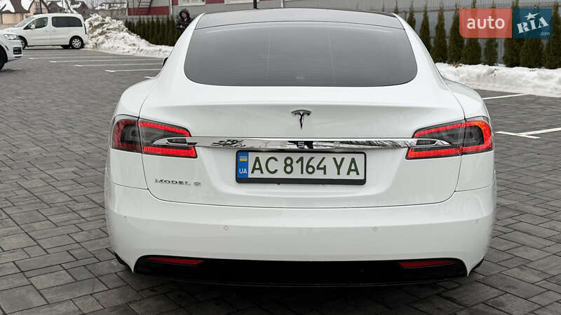 Лифтбек Tesla Model S 2017 в Луцке фото 41 Лифтбек Tesla Model S 2017 в Луцке