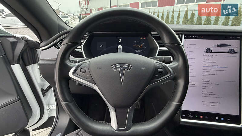 Лифтбек Tesla Model S 2017 в Луцке фото 52 Лифтбек Tesla Model S 2017 в Луцке