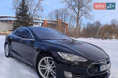 Лифтбек Tesla Model S 2015 в Сумах