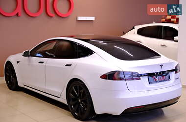Ліфтбек Tesla Model S 2020 в Одесі