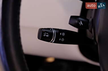 Ліфтбек Tesla Model S 2020 в Одесі
