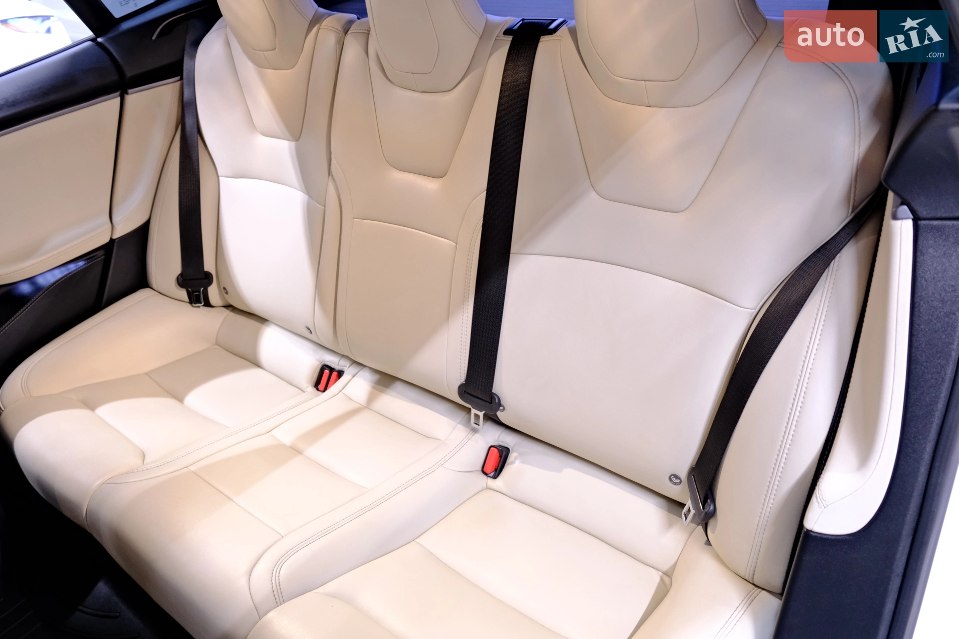 2020 Tesla Model S - мініатюра 34