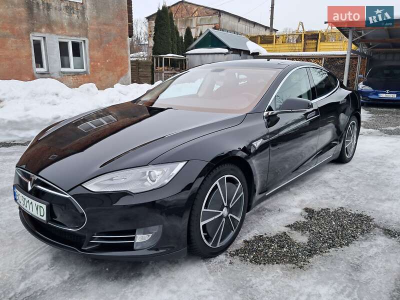 Ліфтбек Tesla Model S 2014 в Радехові