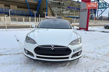 Ліфтбек Tesla Model S 2013 в Харкові