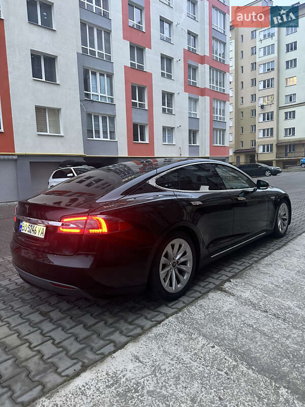 Лифтбек Tesla Model S 2016 в Ивано-Франковске фото 5 Лифтбек Tesla Model S 2016 в Ивано-Франковске