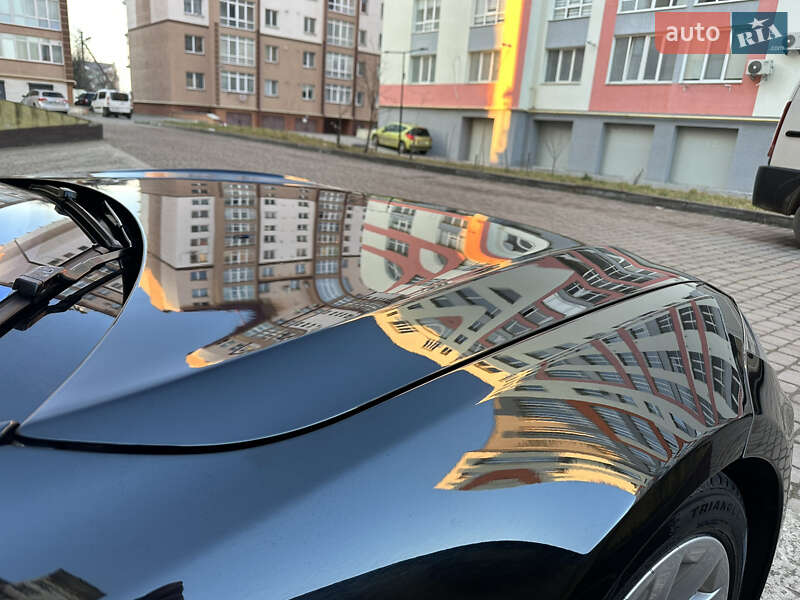 Лифтбек Tesla Model S 2016 в Ивано-Франковске фото 16 Лифтбек Tesla Model S 2016 в Ивано-Франковске