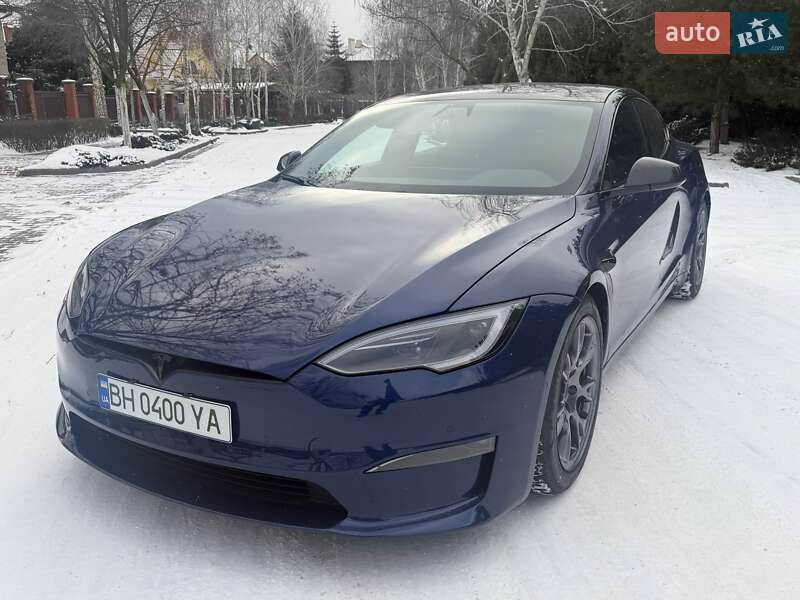 Tesla Model S 2021
