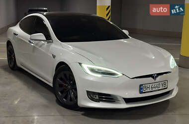 Лифтбек Tesla Model S 2020 в Одессе