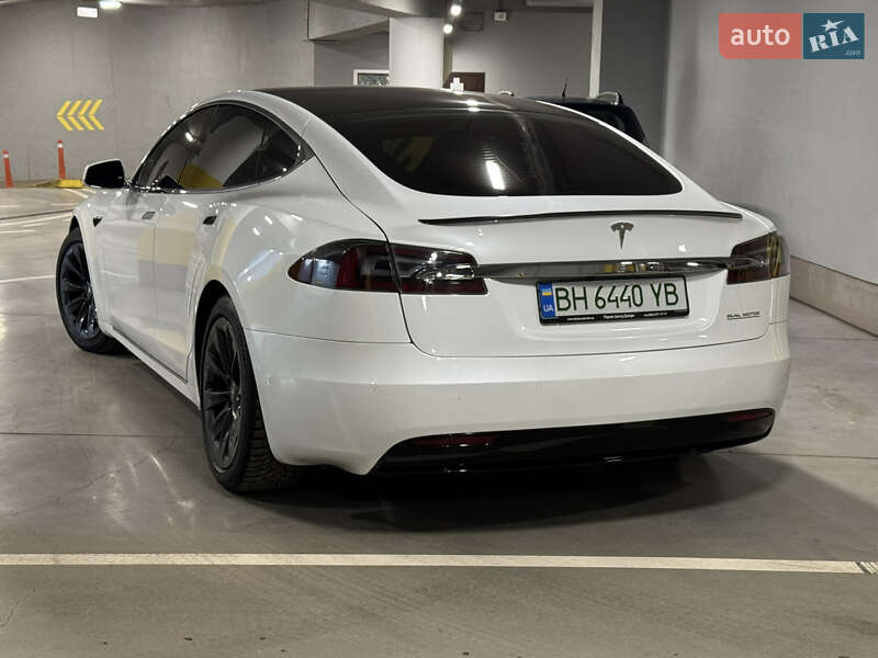 Ліфтбек Tesla Model S 2020 в Одесі фото 12 Ліфтбек Tesla Model S 2020 в Одесі
