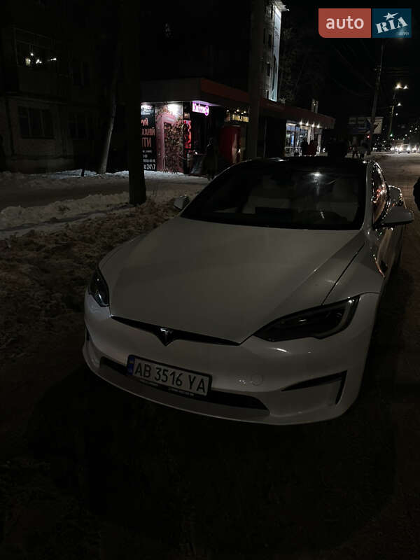 Лифтбек Tesla Model S 2021 в Виннице