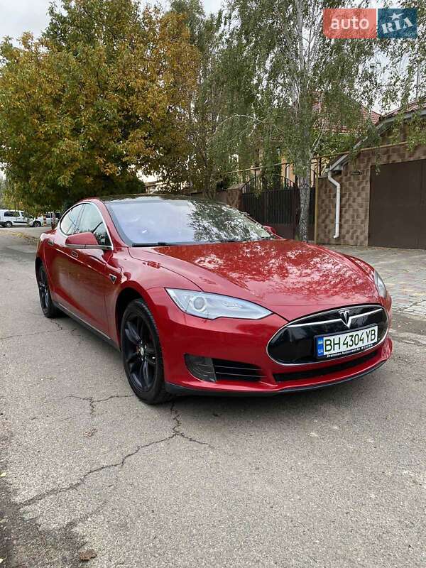 Лифтбек Tesla Model S 2013 в Одессе