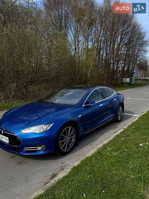 Лифтбек Tesla Model S 2015 в Буске фото 5 Лифтбек Tesla Model S 2015 в Буске