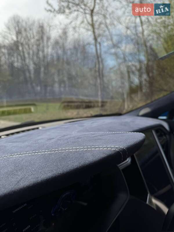 Лифтбек Tesla Model S 2015 в Буске фото 12 Лифтбек Tesla Model S 2015 в Буске