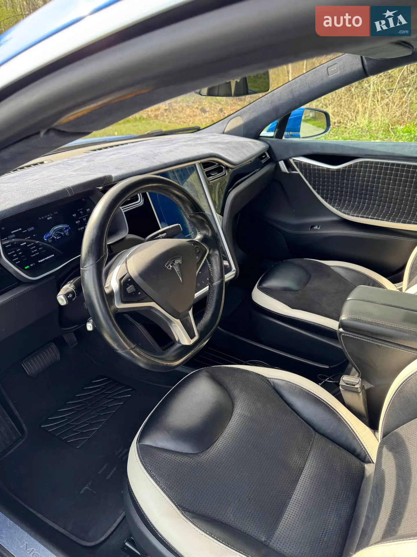 2015 Tesla Model S - мініатюра 16