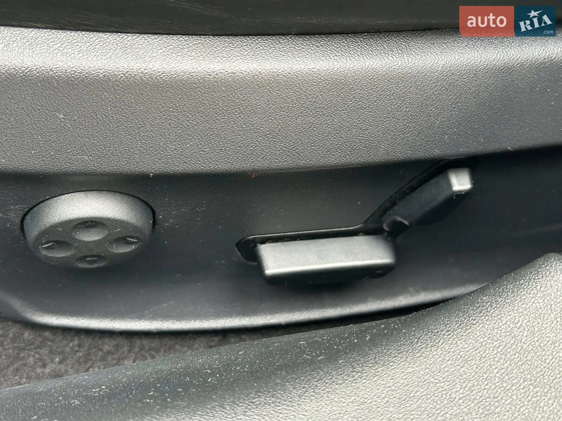 2016 Tesla Model S - мініатюра 6