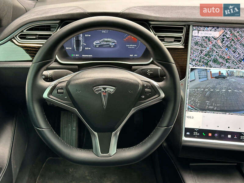 Лифтбек Tesla Model S 2016 в Одессе