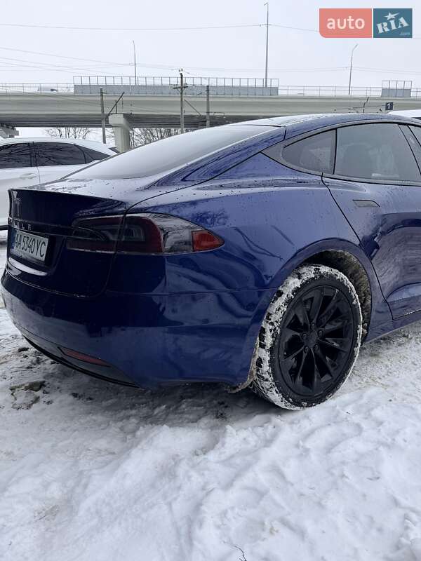 Лифтбек Tesla Model S 2019 в Киеве фото 4 Лифтбек Tesla Model S 2019 в Киеве