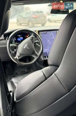 Лифтбек Tesla Model S 2019 в Киеве