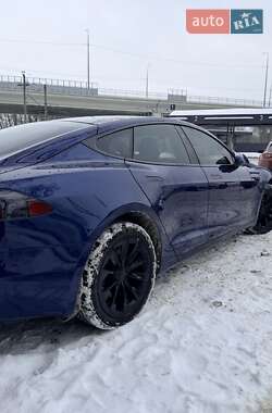 Лифтбек Tesla Model S 2019 в Киеве