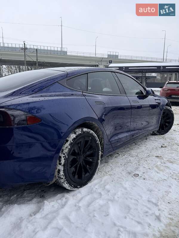 Лифтбек Tesla Model S 2019 в Киеве