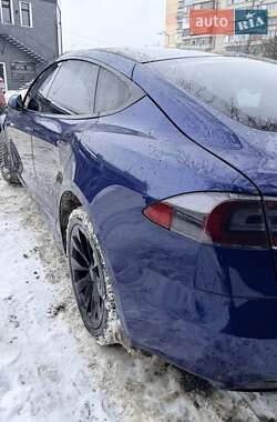 Лифтбек Tesla Model S 2019 в Киеве