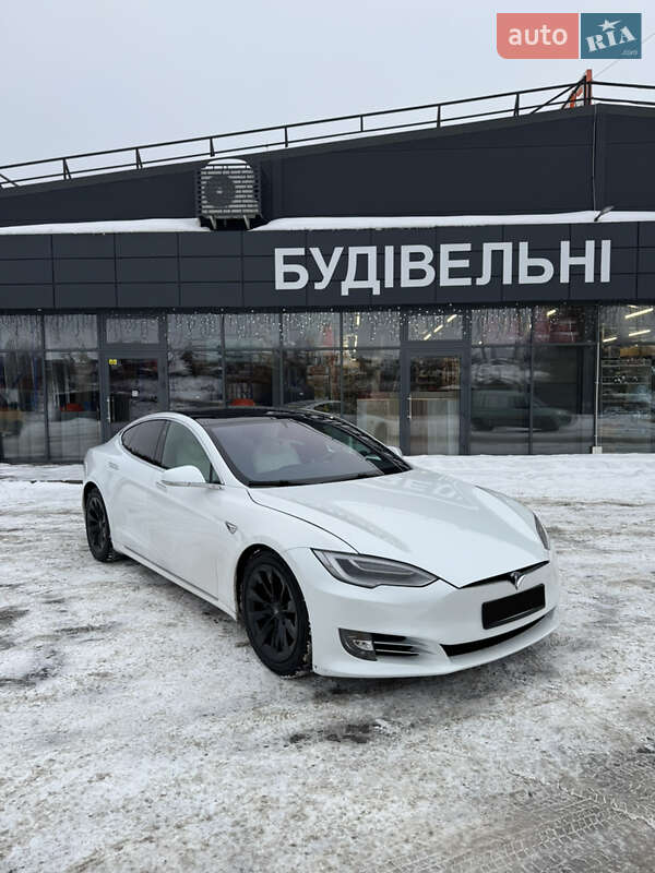 Ліфтбек Tesla Model S 2020 в Хмельницькому