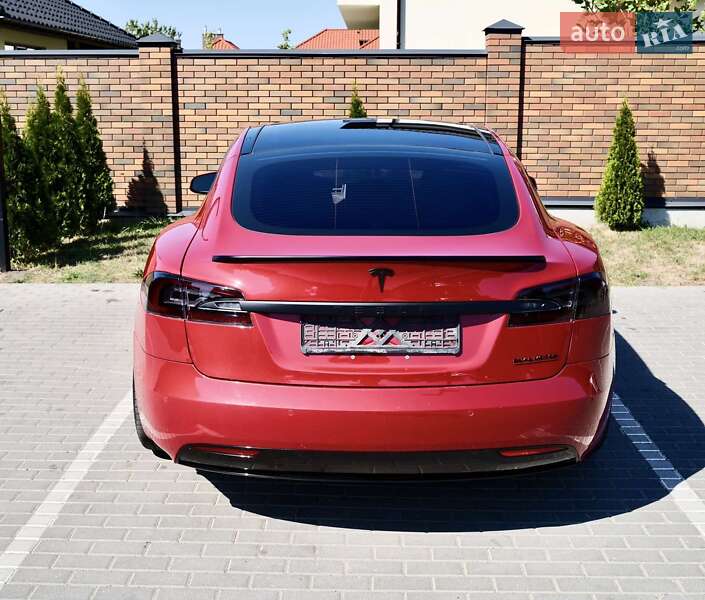 Ліфтбек Tesla Model S 2017 в Східниці фото 14 Ліфтбек Tesla Model S 2017 в Східниці