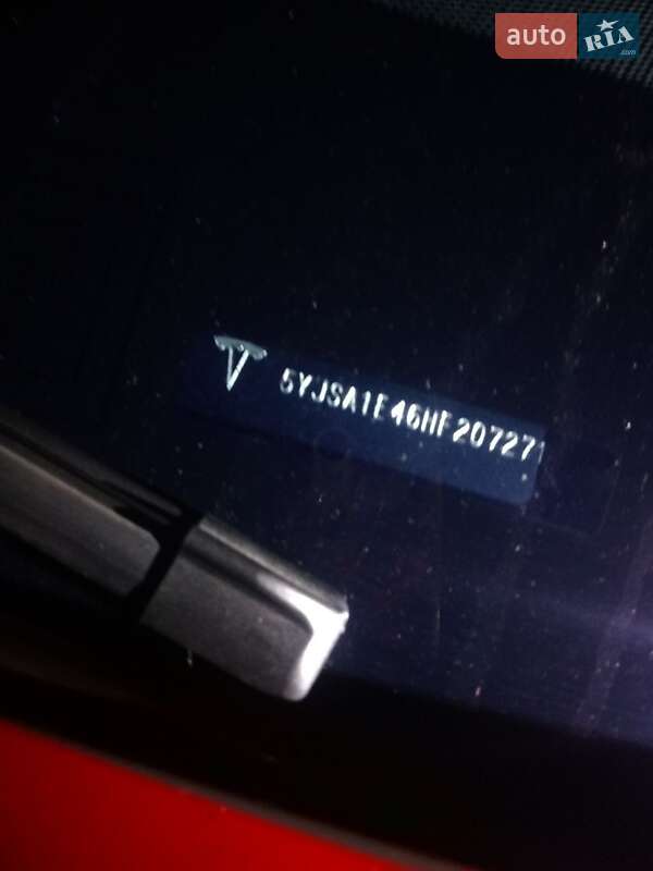 Ліфтбек Tesla Model S 2017 в Східниці фото 17 Ліфтбек Tesla Model S 2017 в Східниці