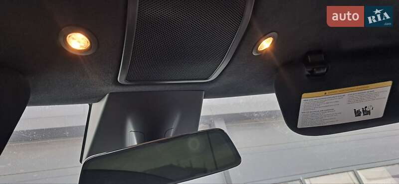 Ліфтбек Tesla Model S 2019 в Львові фото 50 Ліфтбек Tesla Model S 2019 в Львові