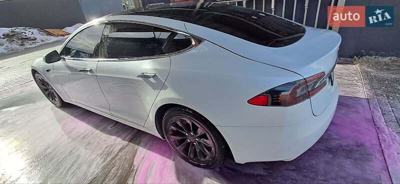 Ліфтбек Tesla Model S 2019 в Львові фото 4 Ліфтбек Tesla Model S 2019 в Львові