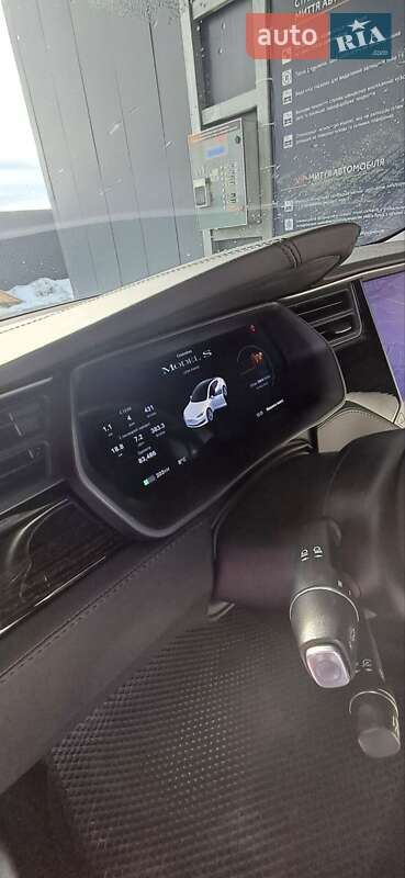 Ліфтбек Tesla Model S 2019 в Львові фото 29 Ліфтбек Tesla Model S 2019 в Львові